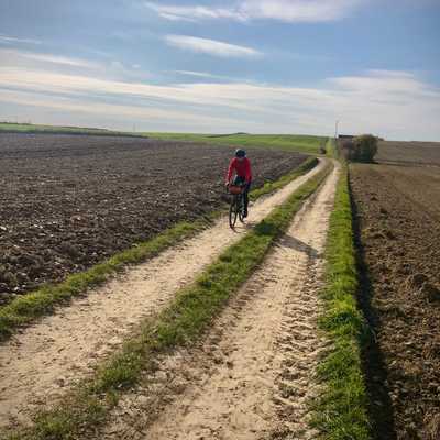 wyścig rowerowy pola
